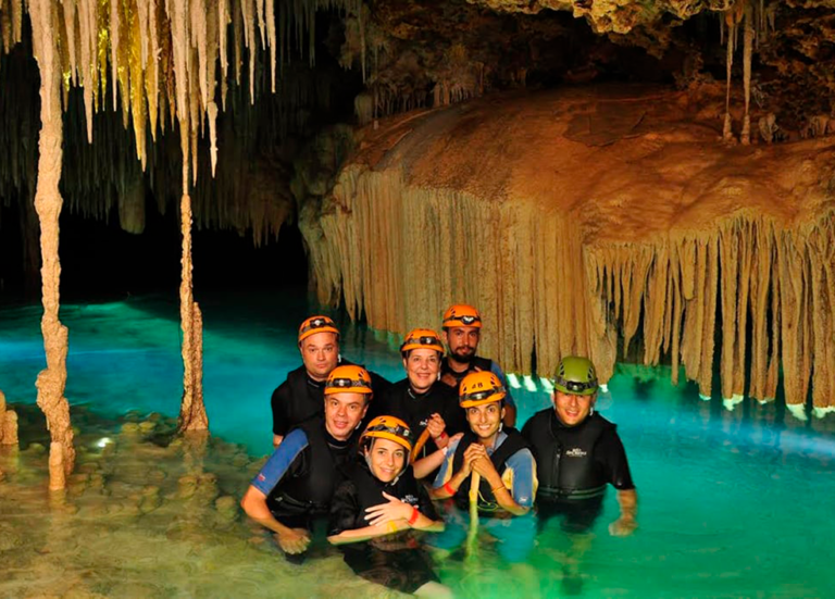 rio-secreto-tour-riviera-maya-mexico